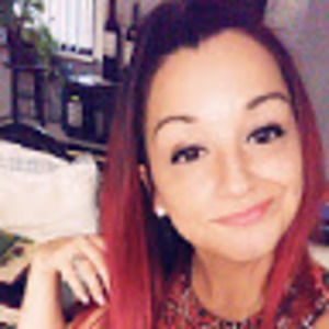 Meet your Posher, Adrienne